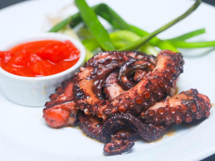 How to cook octopus legs korean style