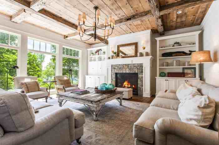 What is farmhouse decor style