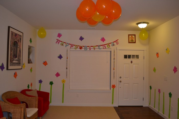 How to decorate birthday room